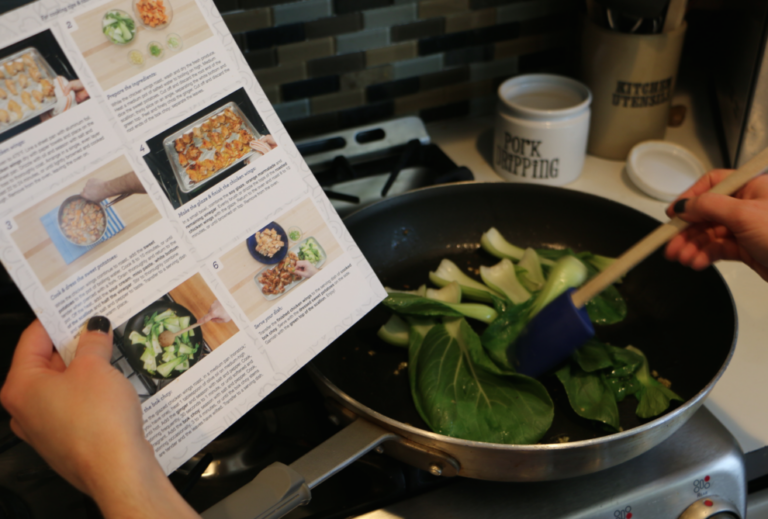 Blue Apron kind of Home Cooking Stylish Life for Moms
