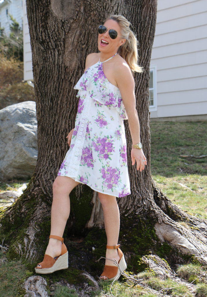 How to Wear a Floral Dress to a Wedding - Stylish Life for Moms