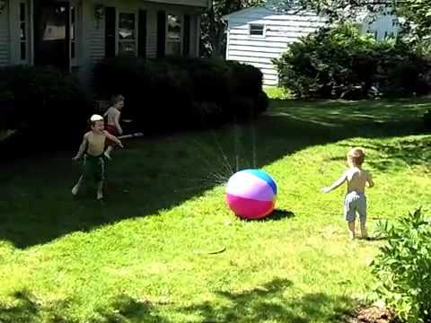 little tikes ultimate beach ball sprinkler