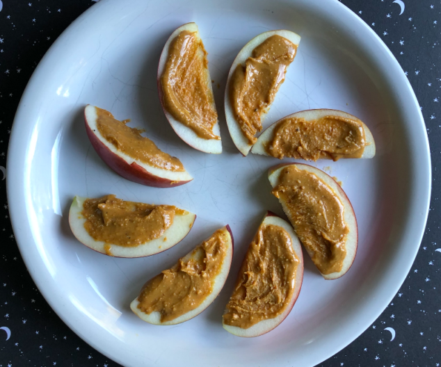 DIY HALLOWEEN TREATS FOR KIDS: MONSTER TEETH