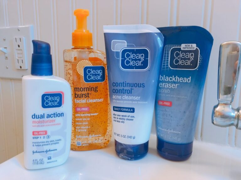 Best Face Wash for Teens Stylish Life for Moms