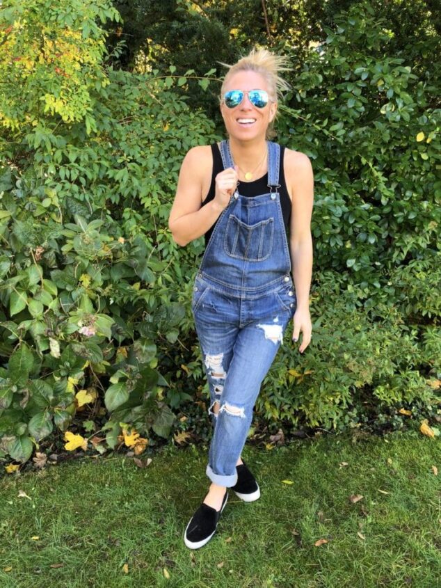 How to Wear Overalls