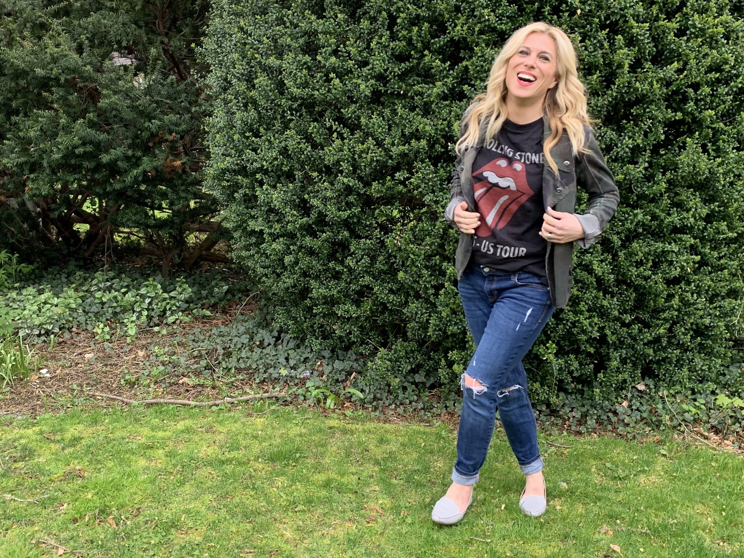 Vintage Band Tees: How to Style - Stylish Life for Moms