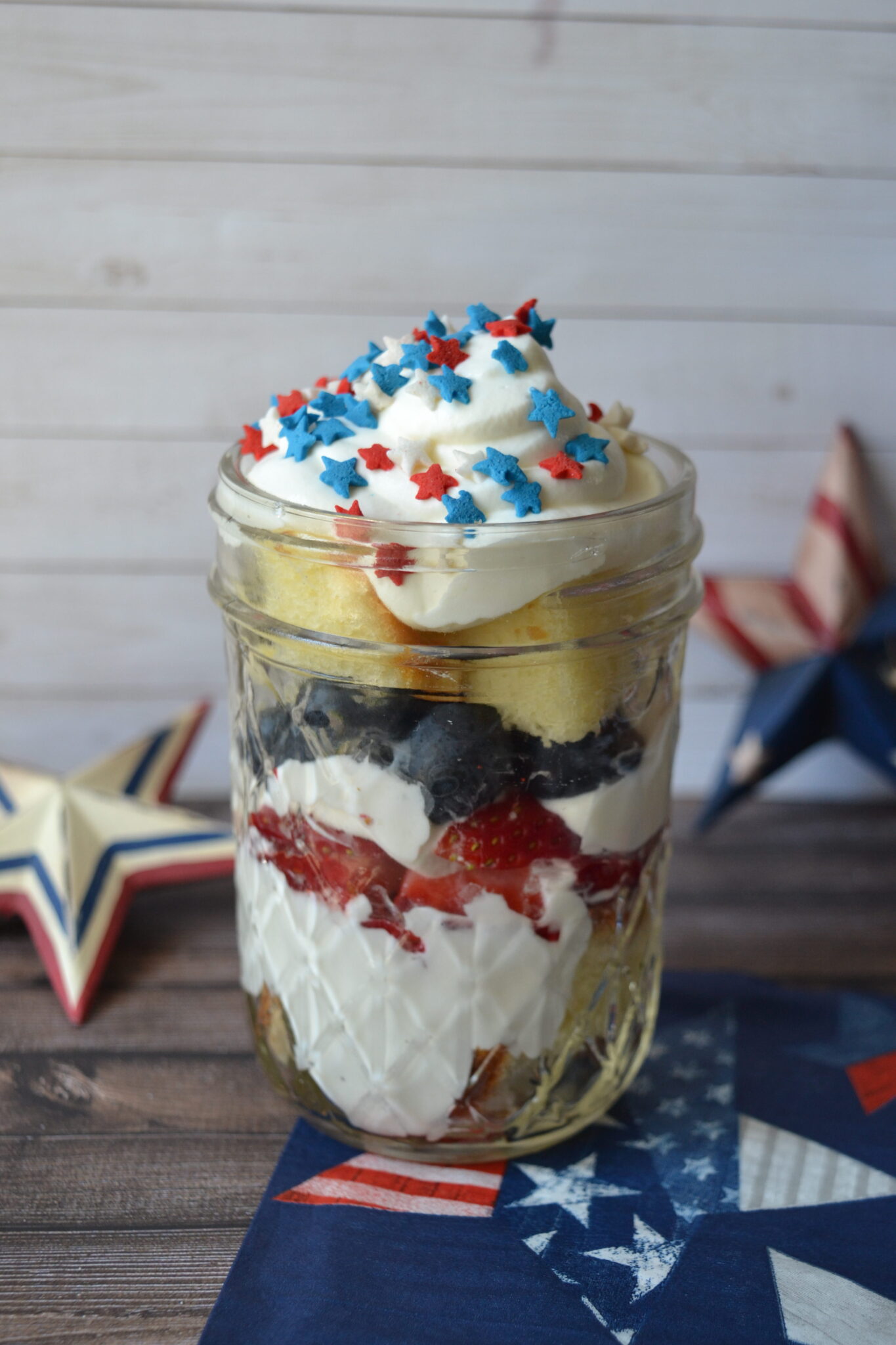 4th of July Trifle - Easiest Recipe Ever - Stylish Life for Moms