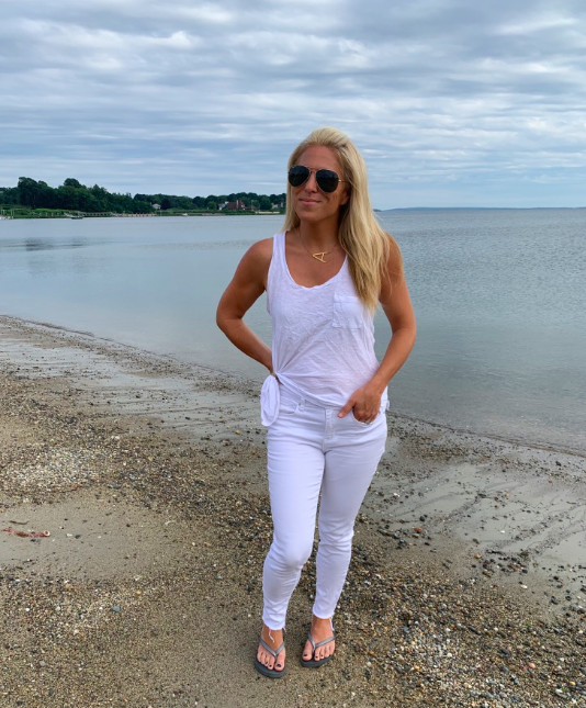 Casual Summer Outfits: Summer Whites - Stylish Life for Moms