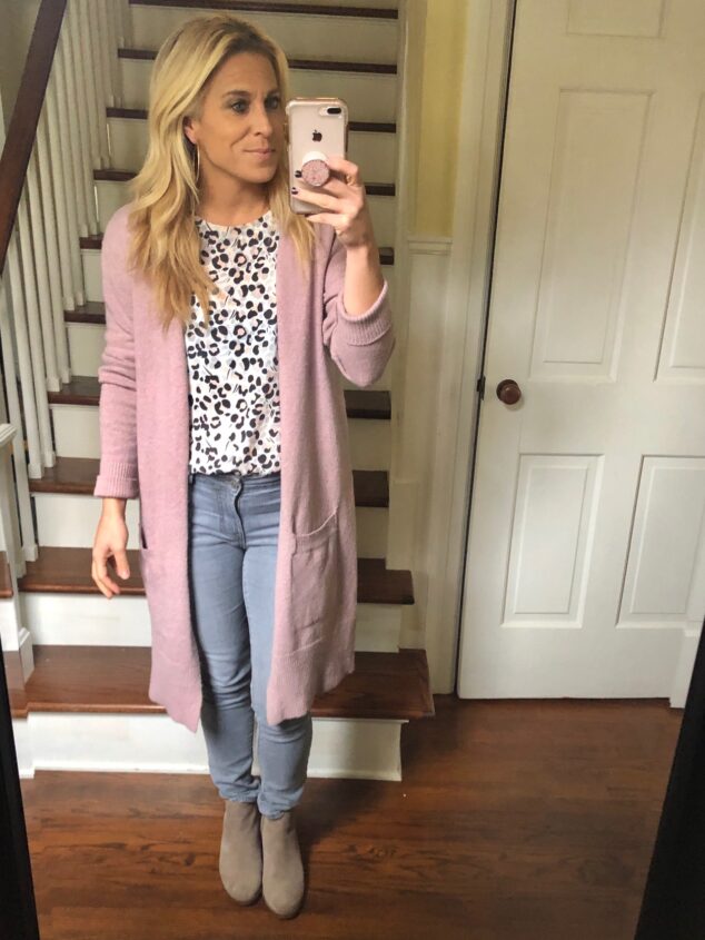 Pink cardigan outlet sweater outfits