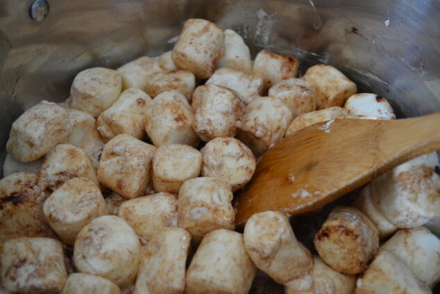 Apple Pie Rice Cereal Treats