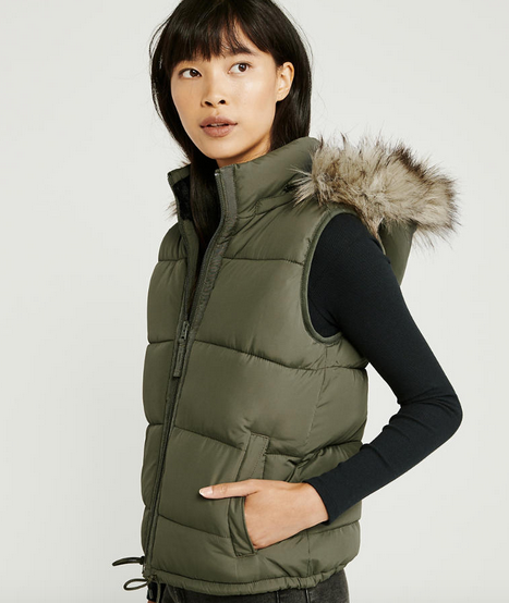 how to wear a puffer vest