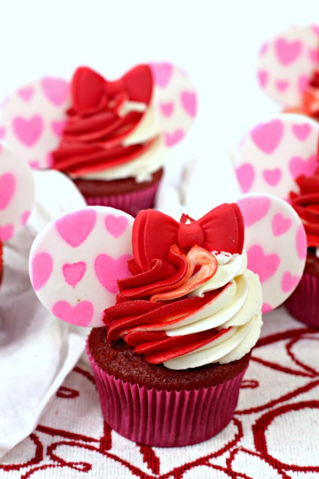 Minnie Mouse Cupcakes for Valentine's Day