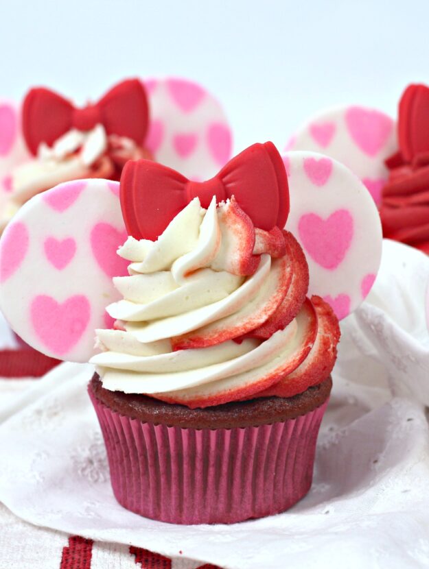 Minnie Mouse Cupcakes for Valentine's Day