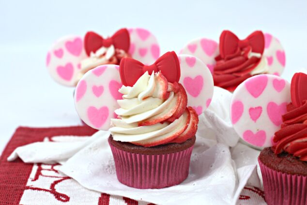 Minnie Mouse Cupcakes for Valentine's Day