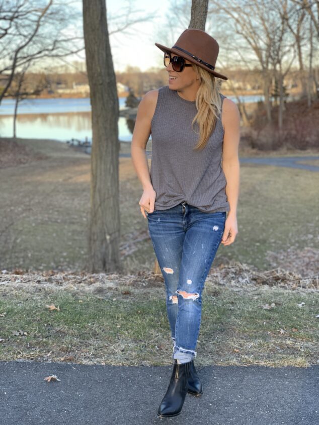 Mom Outfits - 3 Ways to Style