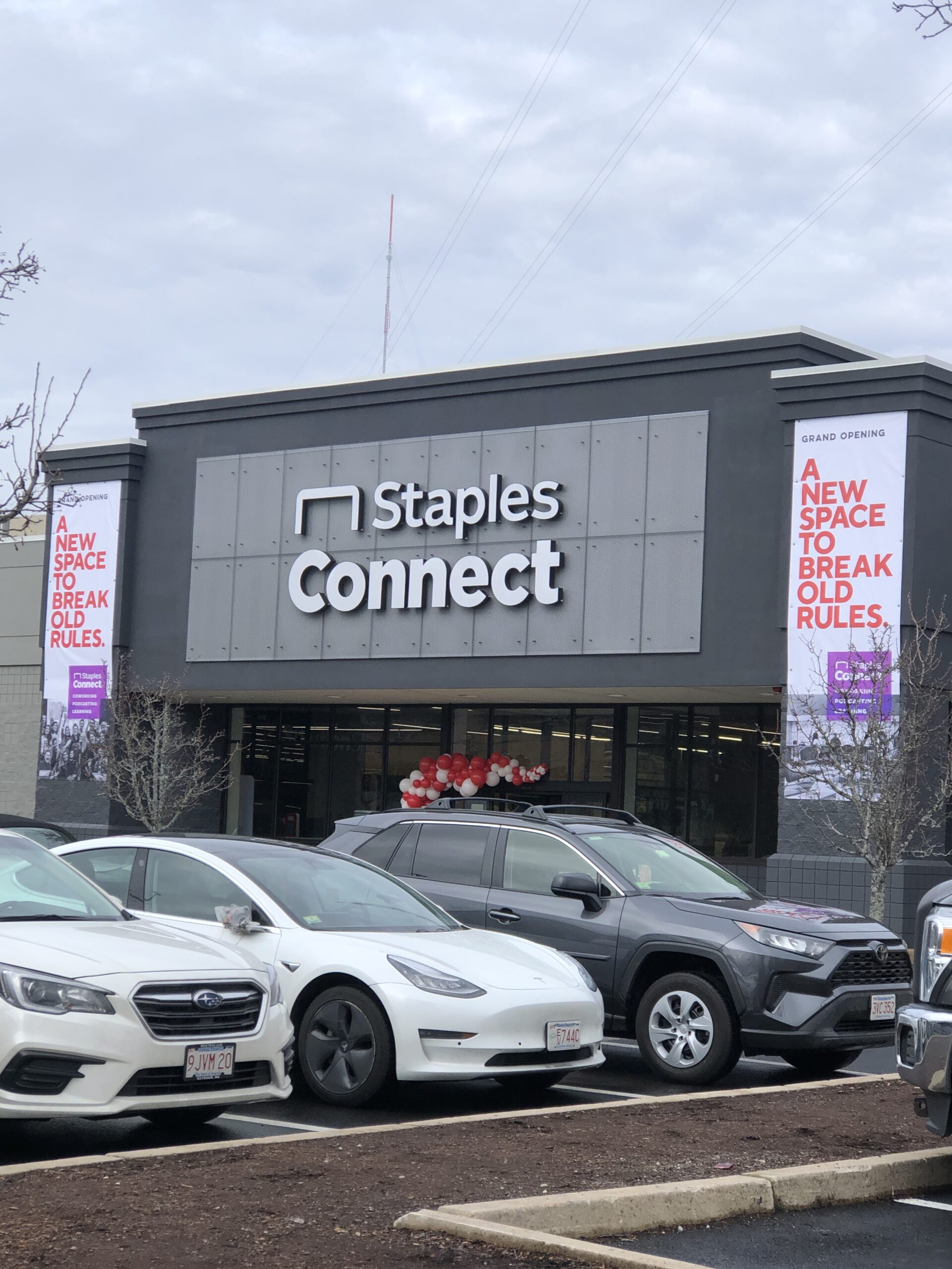 Staples Connect Home Away from Home for Entrepreneurs Stylish Life
