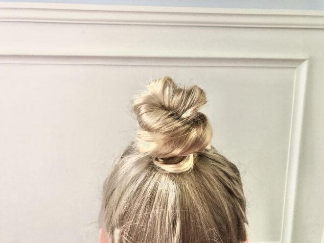How To Do a Messy Bun with Thin Hair - Quick and Easy Tutorial