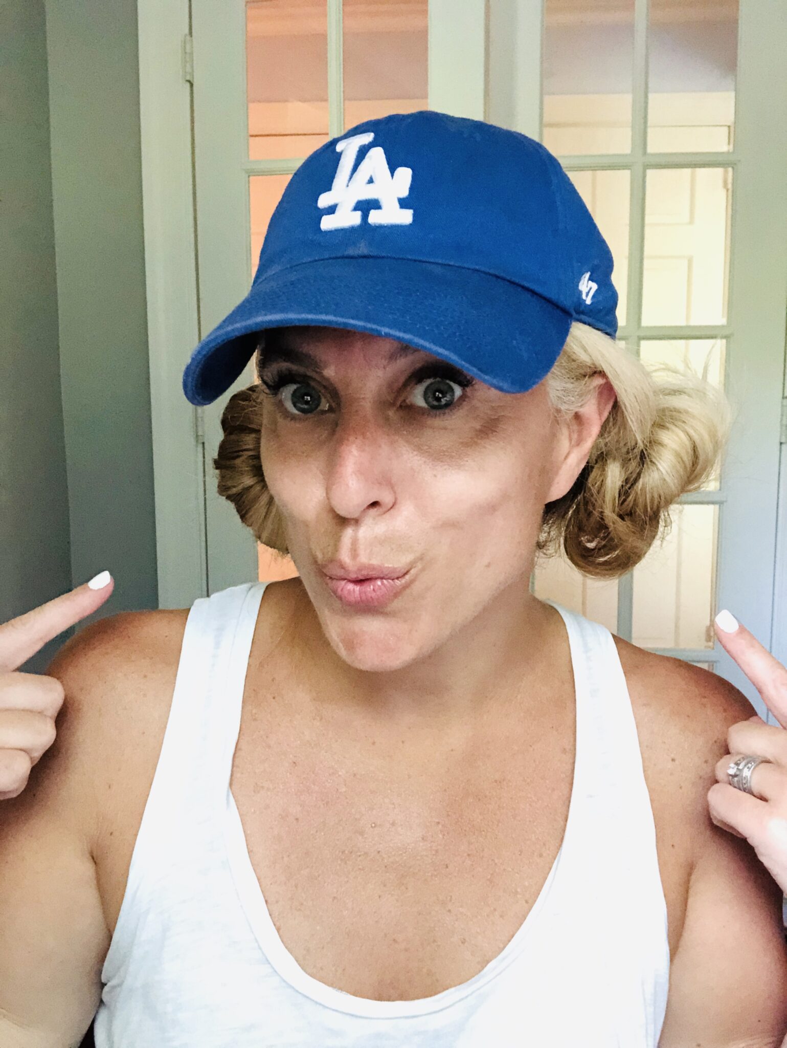 How to Wear a Baseball Hat with Long Hair Stylish Life for Moms