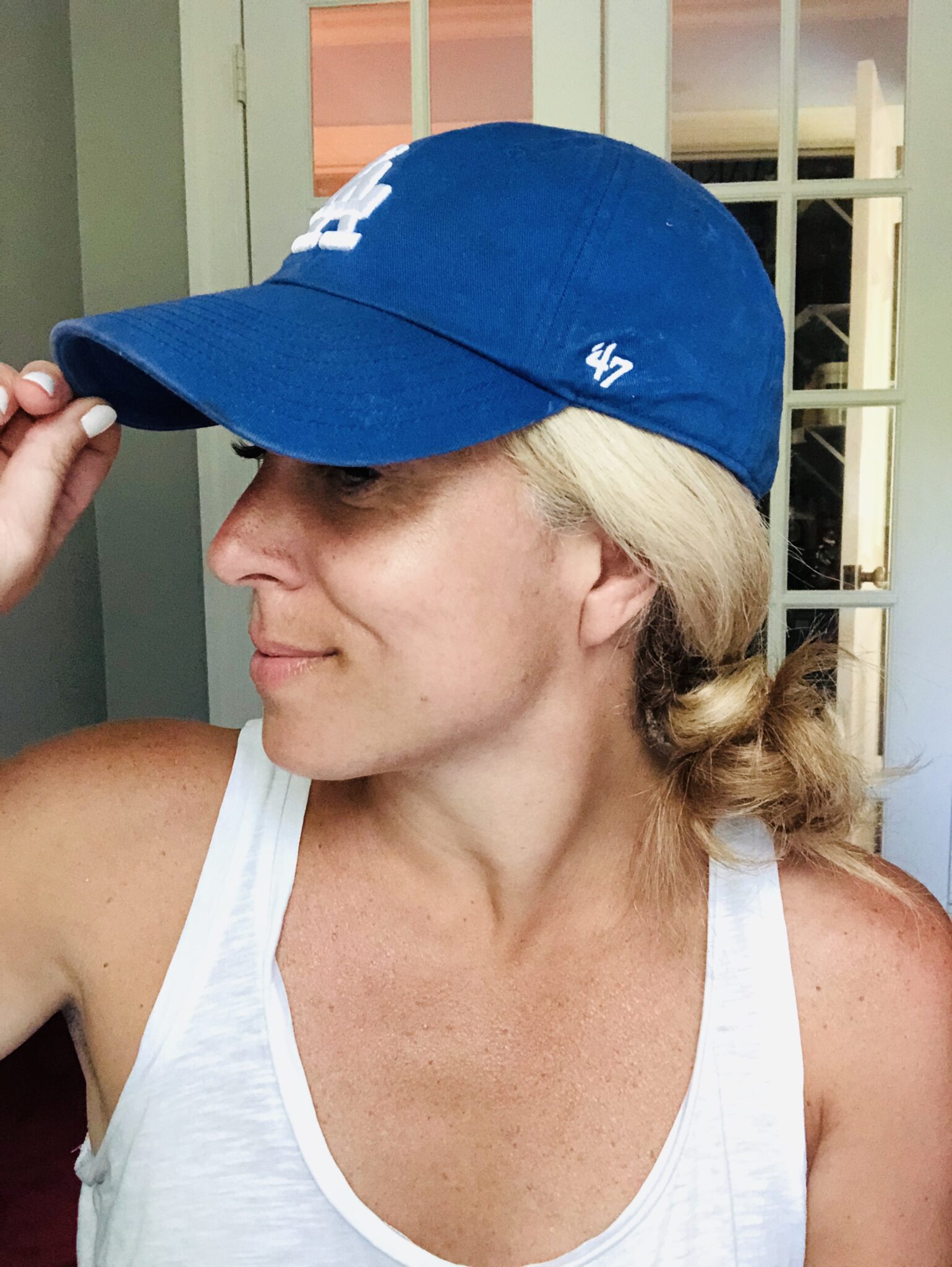 How to Wear a Baseball Hat with Long Hair Stylish Life for Moms