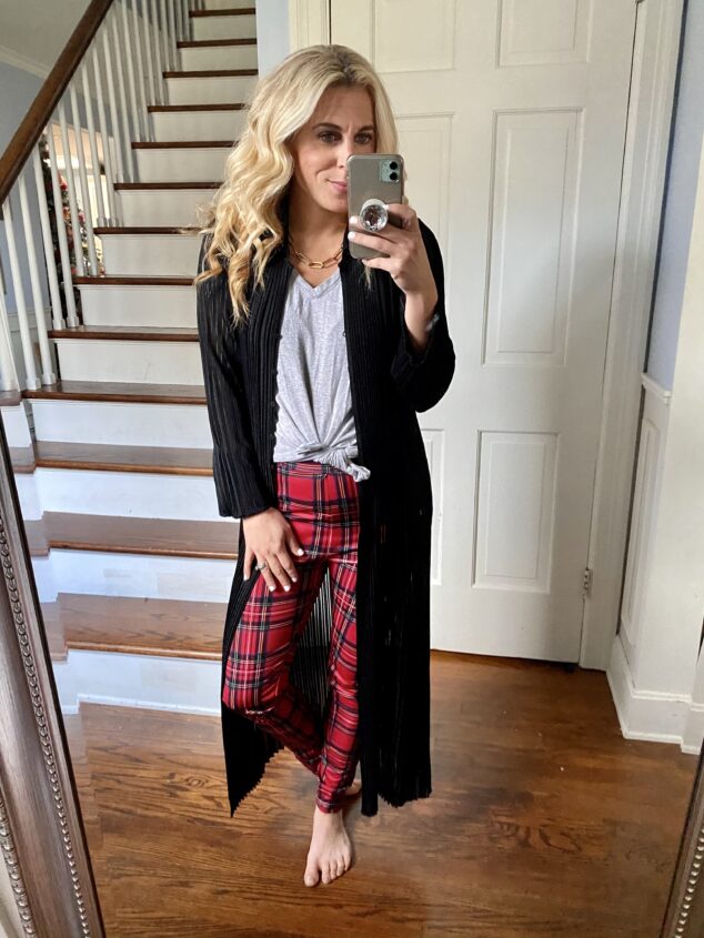 What to Wear with Plaid Pants - Stylish Life for Moms