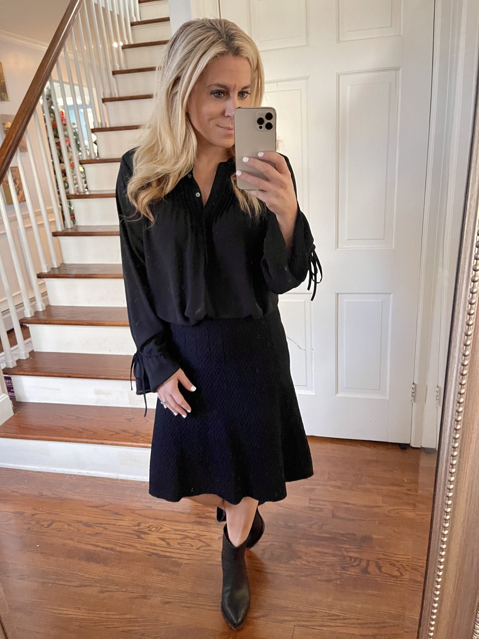What to Wear with Black Shirt 6 Styles Stylish Life for Moms