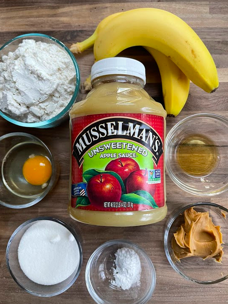 Easy Peanut Butter Banana Muffins made with MUSSELMAN’S AppleSauce