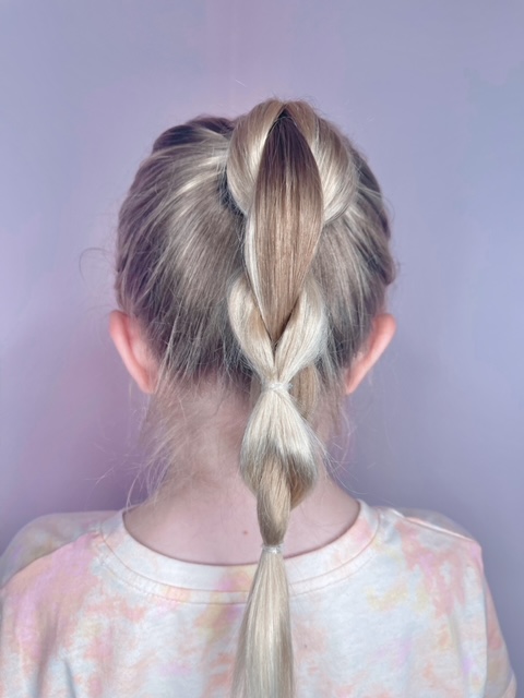 FRENCH BRAID HAIR HACK ❤️ #hairtok #hairstyle, french braid tutorial