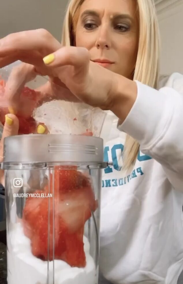 Easy Smoothie Recipe for the Summer