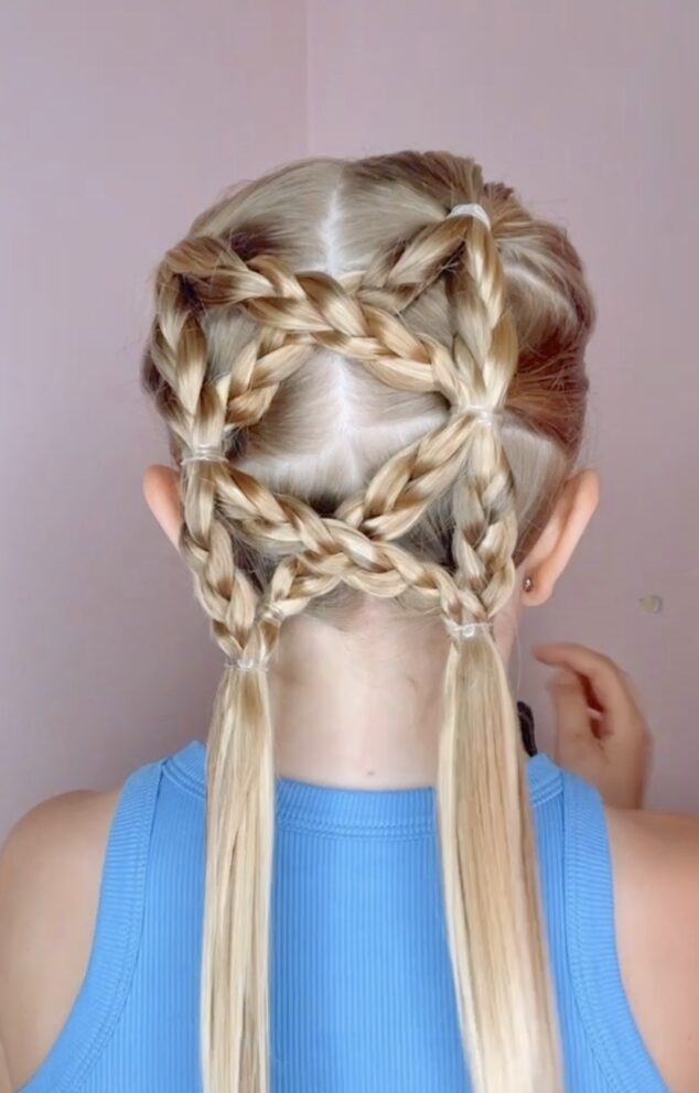 Pretty Braided Hairstyle for Girls - Stylish Life for Moms