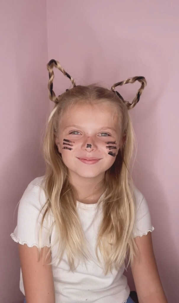 Cute Cat Hairstyle for Halloween