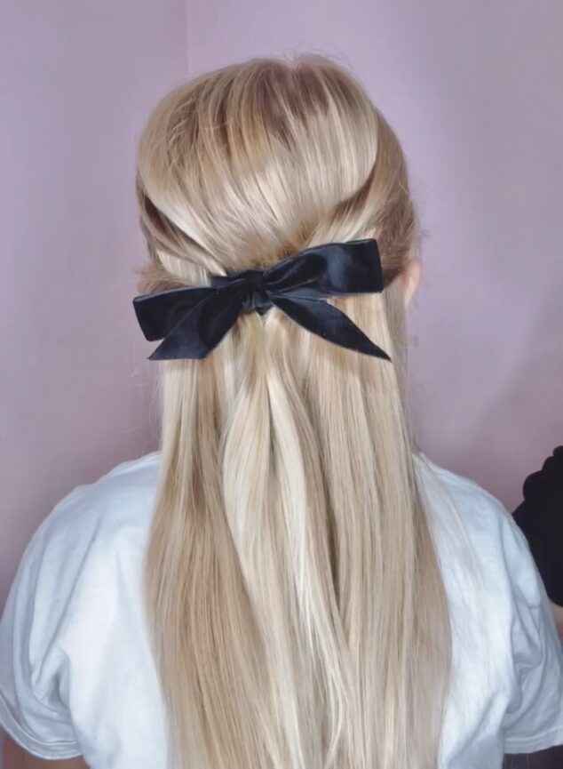 pretty holiday hairstyle