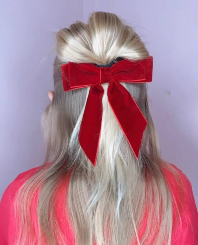 Cute Holiday Hairstyle